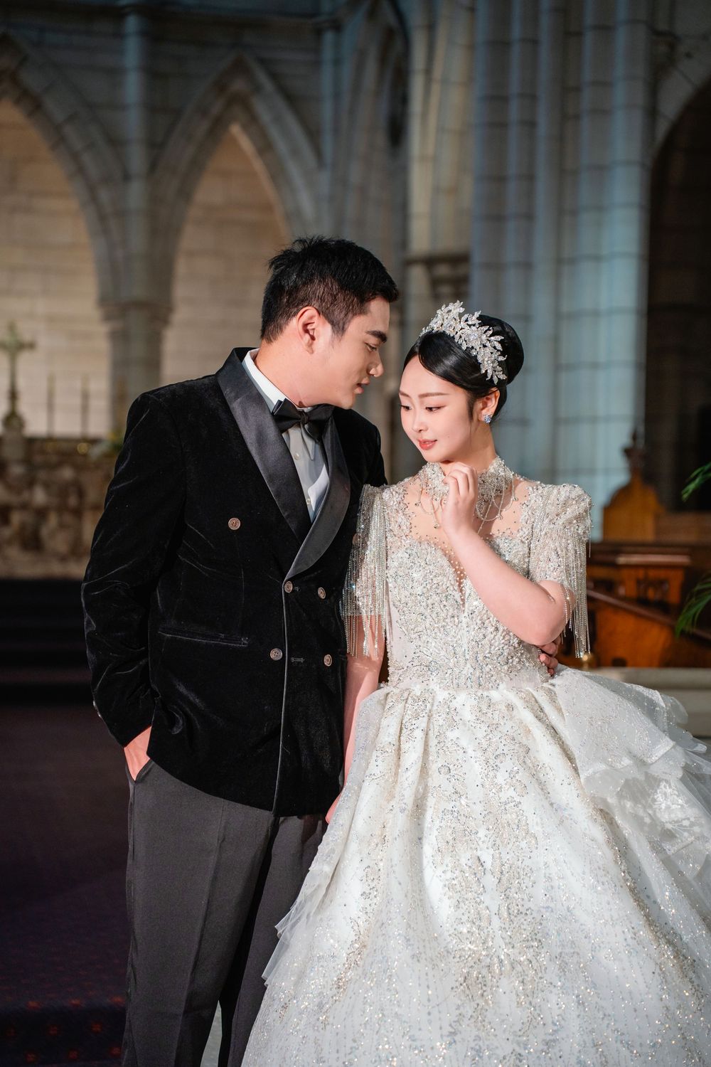 Classic and elegant church pre-wedding photography captured inside the historic St Matthew-in-the-City, Auckland.