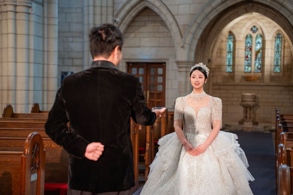 Classic and elegant church pre-wedding photography captured inside the historic St Matthew-in-the-City, Auckland.