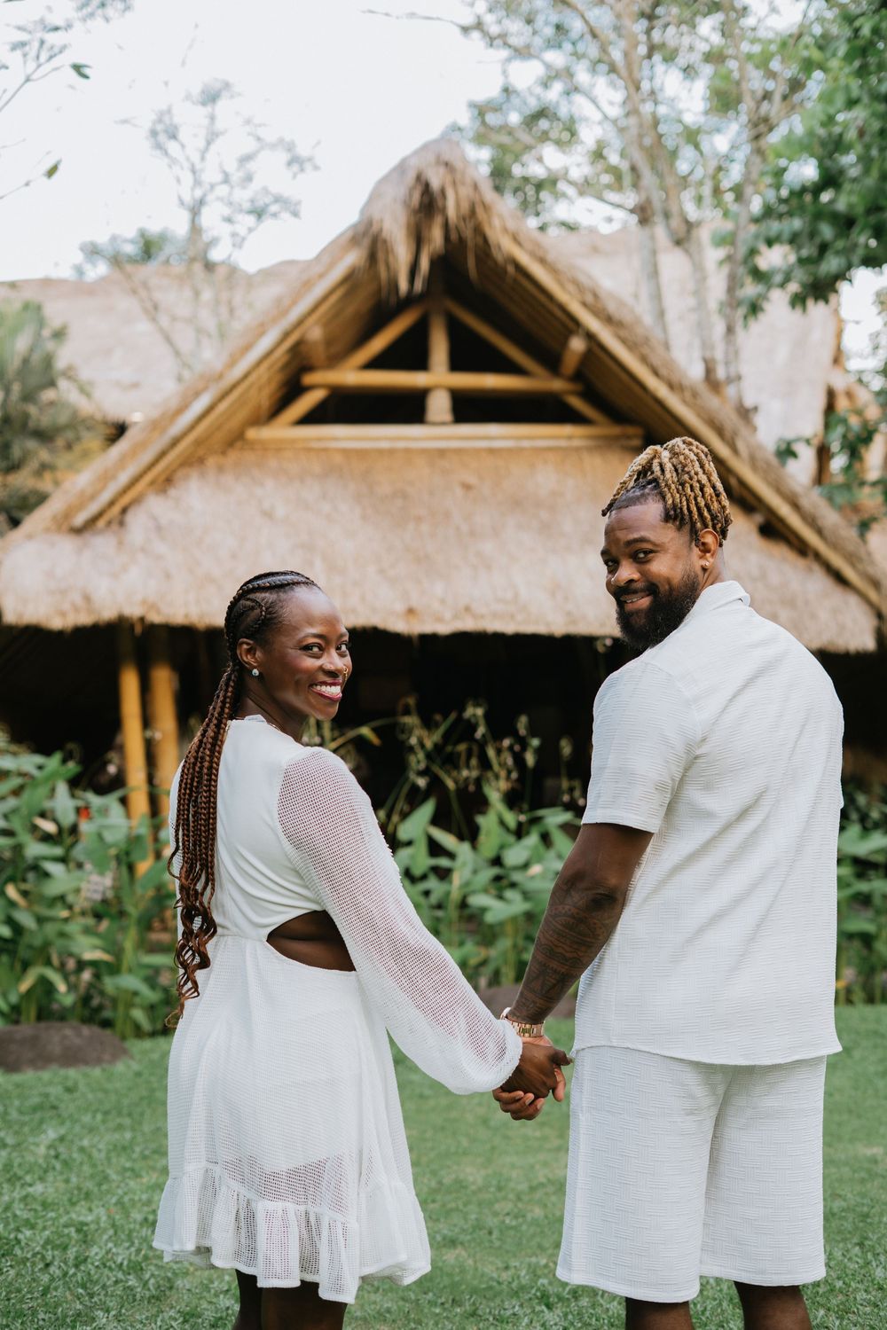 Romantic couple photoshoot in Bali at Fivelevents Retreat Bali