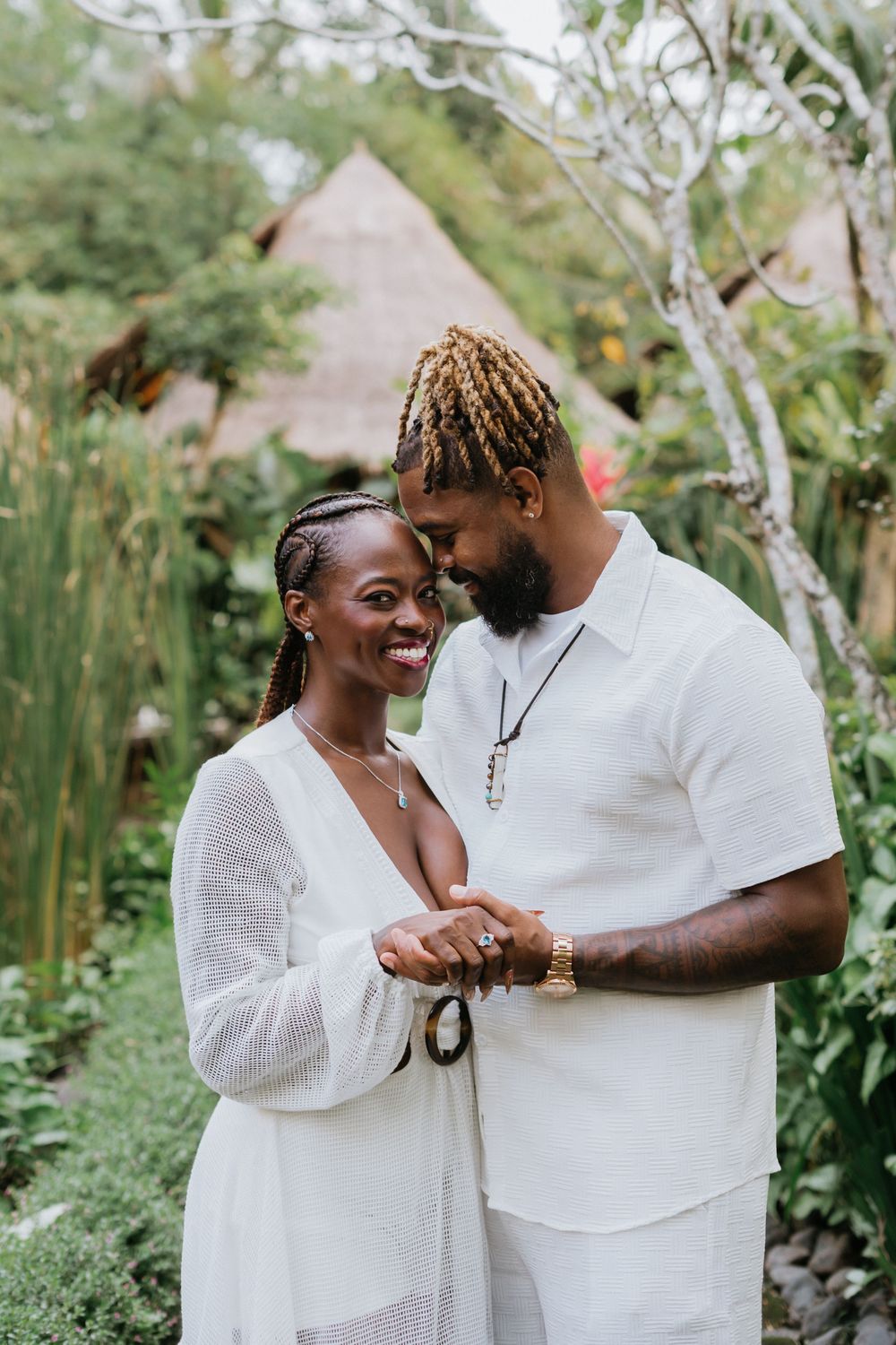 Romantic couple photoshoot in Bali at Fivelevents Retreat Bali