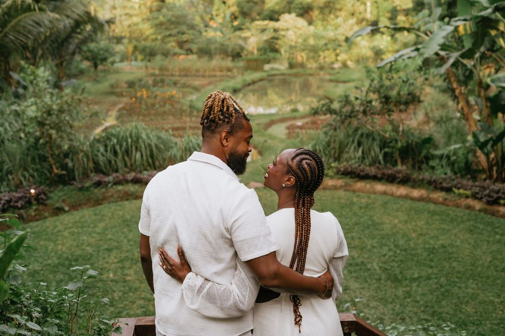 Romantic couple photoshoot in Bali at Fivelevents Retreat Bali