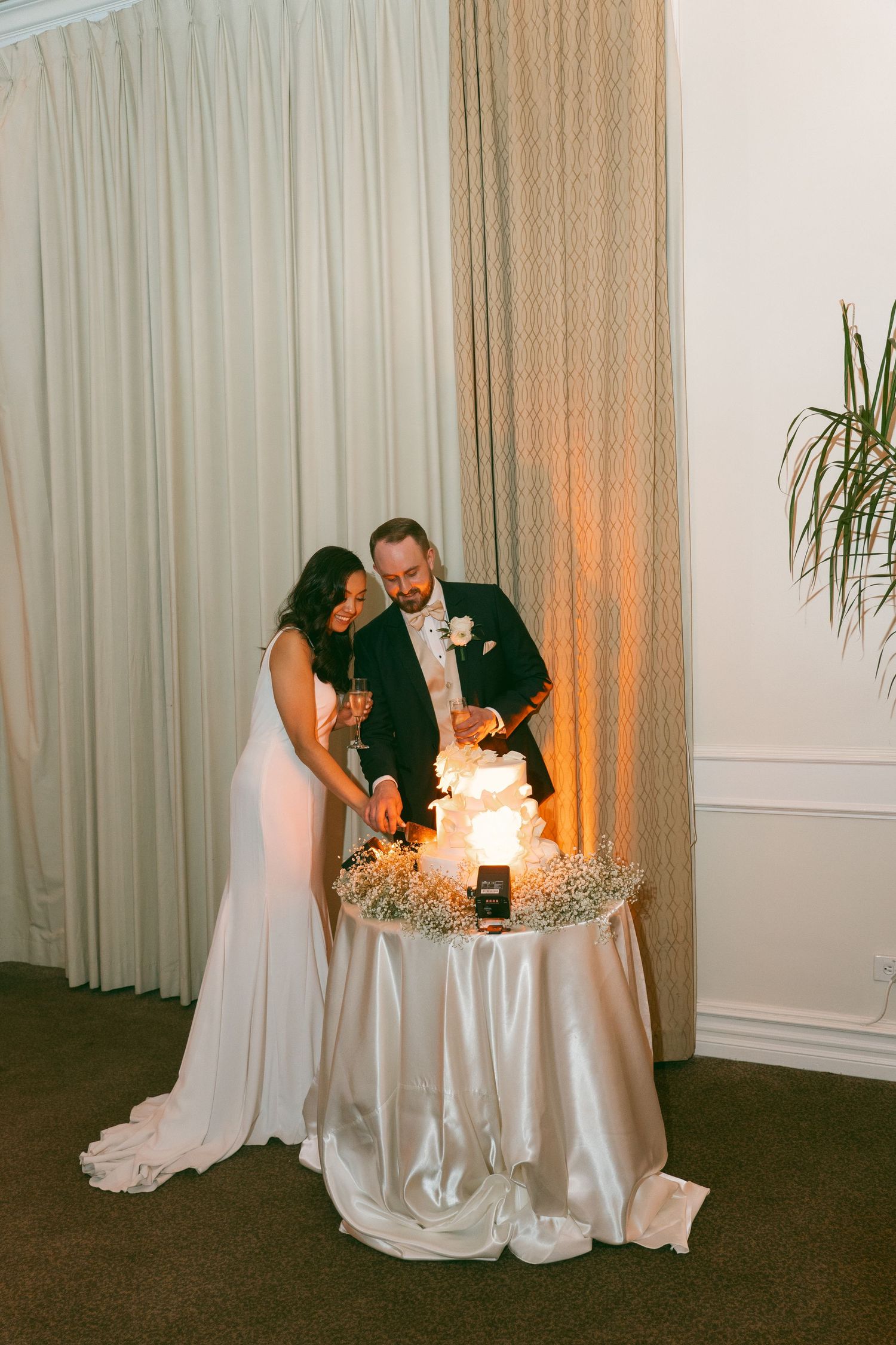 Castaway Burbank wedding Ledesma studios