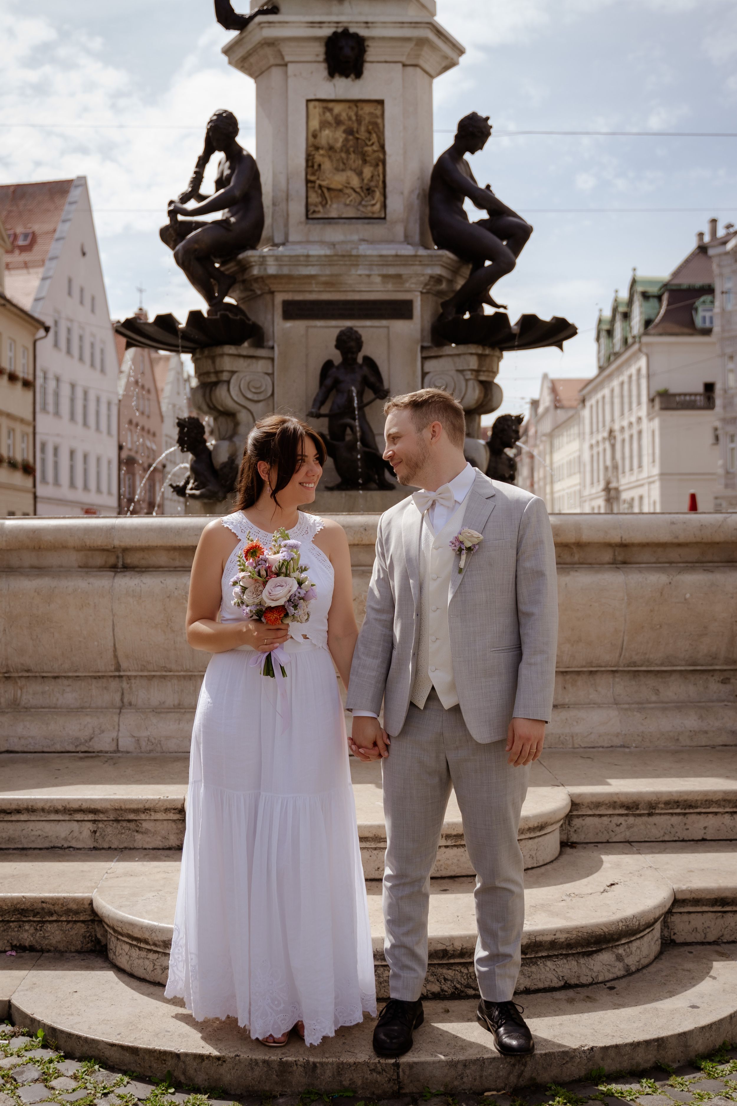 Authentische Hochzeitsreportage in Berlin – Emotionen und echte Momente. Wedding Braut Bräutigam Shooting