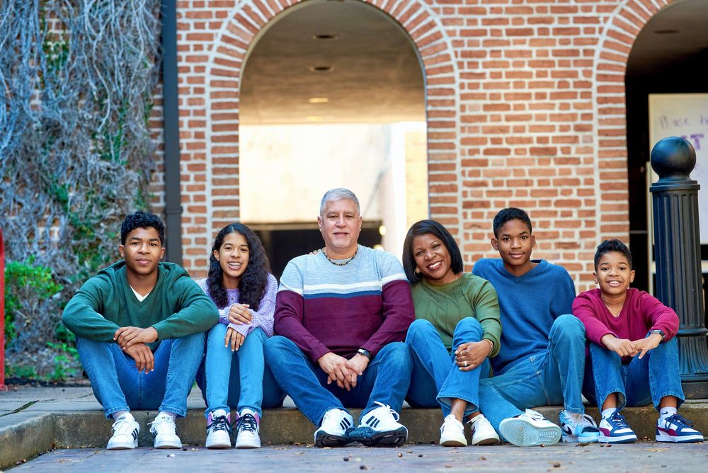 Family outdoor portrait session in Midtown Houston area