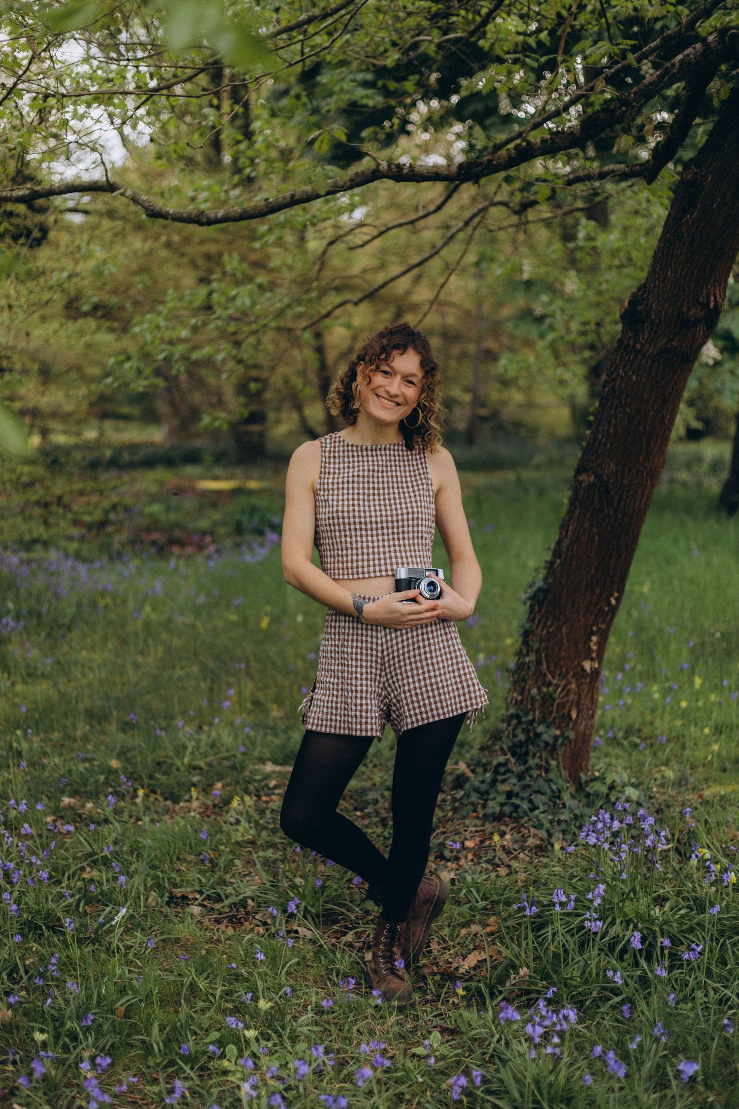 Portrait of Léa, Paris-based photographer with a cinematic and vintage approach