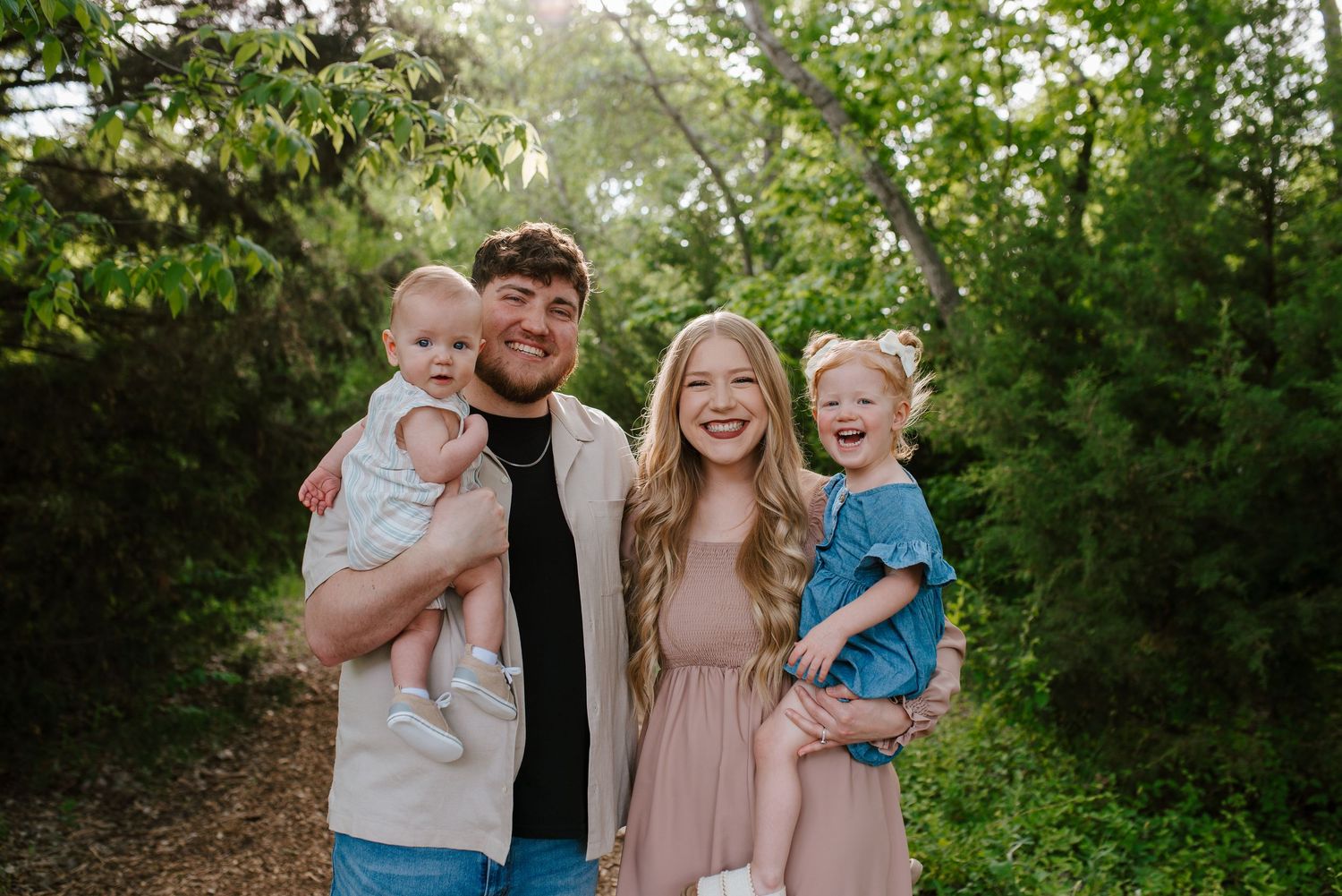Sedgwick County Park family photos in Wichita KS - Jessica Nadine Photography