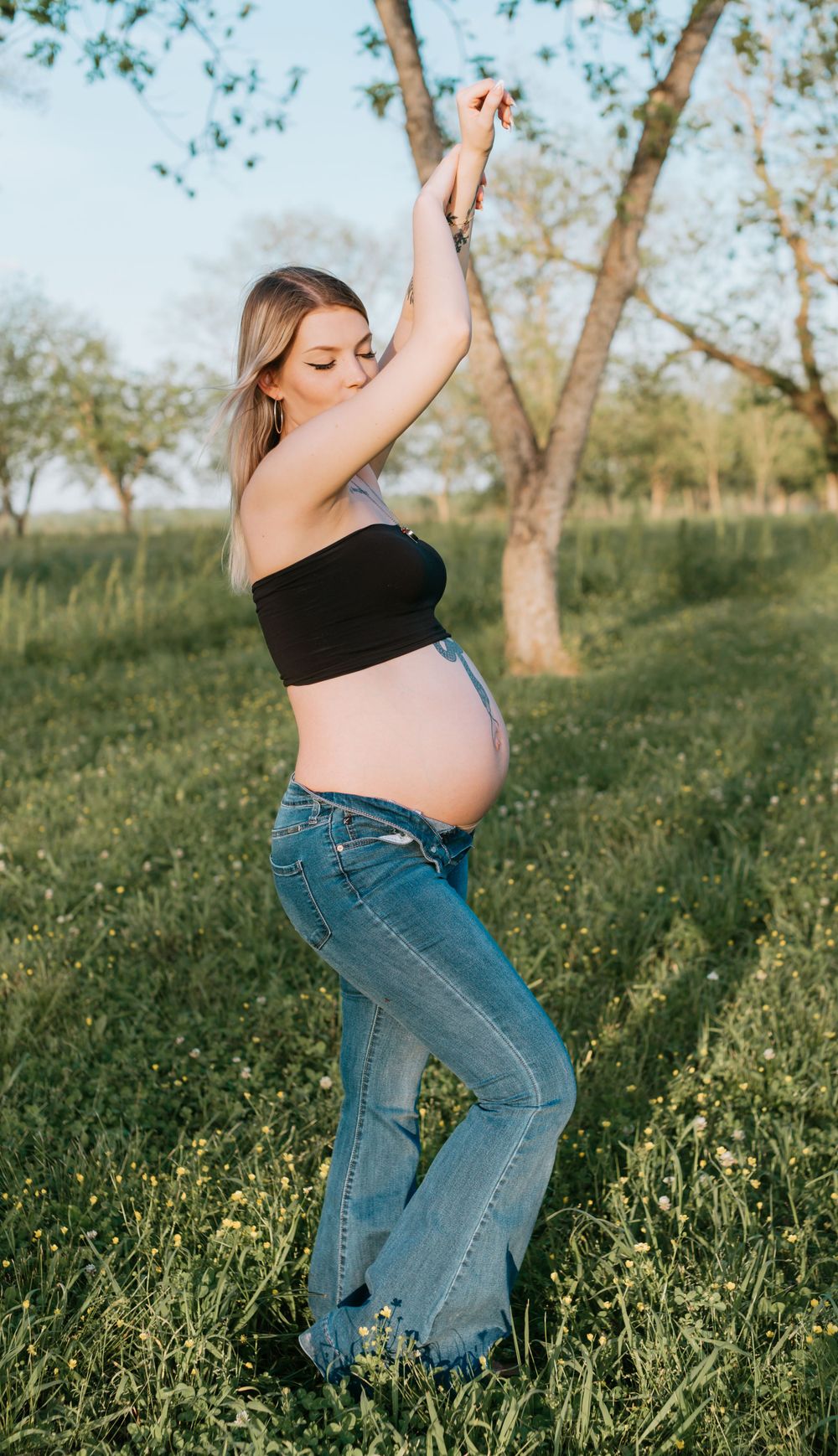 maternity session female Tallulah la