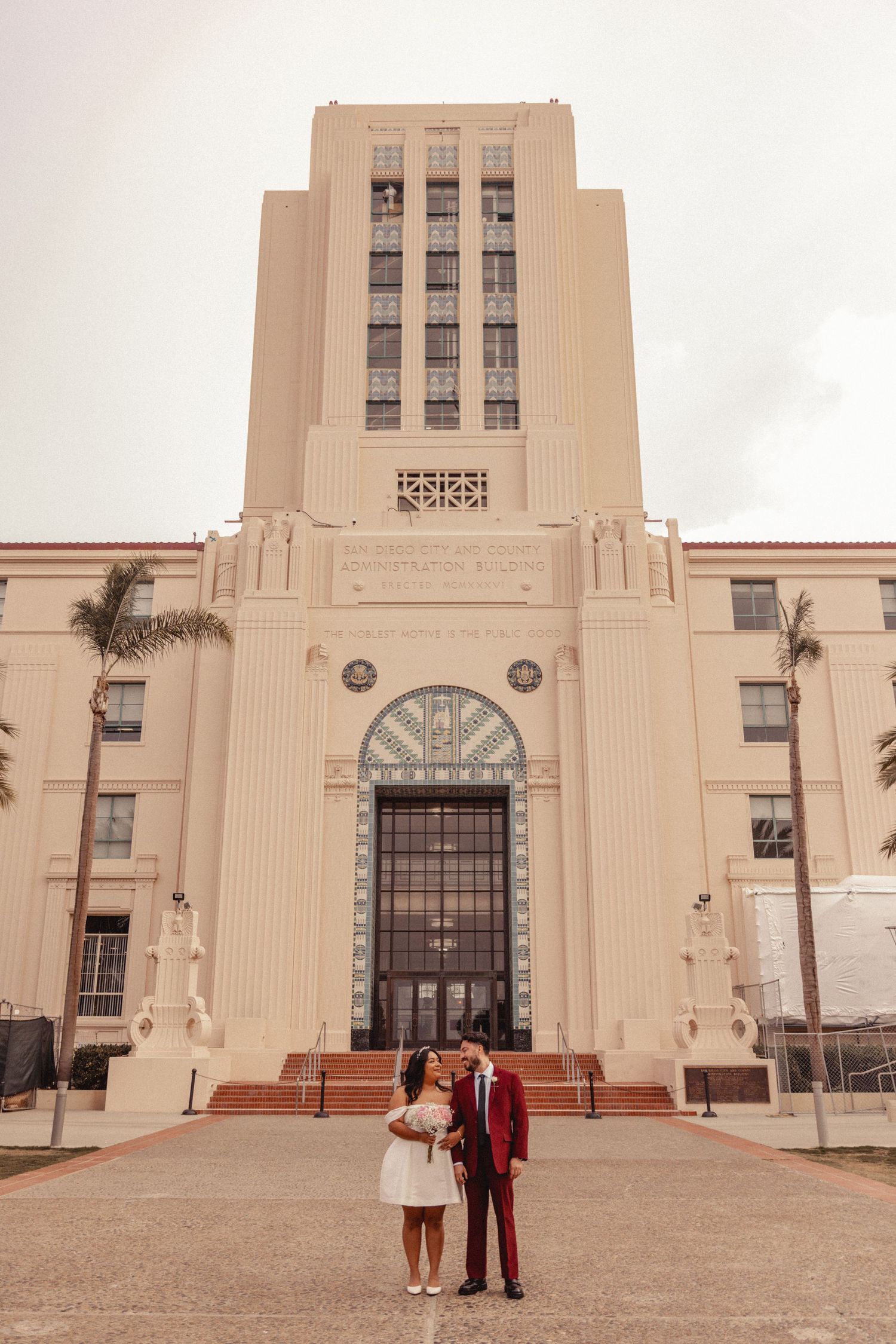 San Diego courthouse elopement, courthouse wedding, San Diego courthouse, just married
