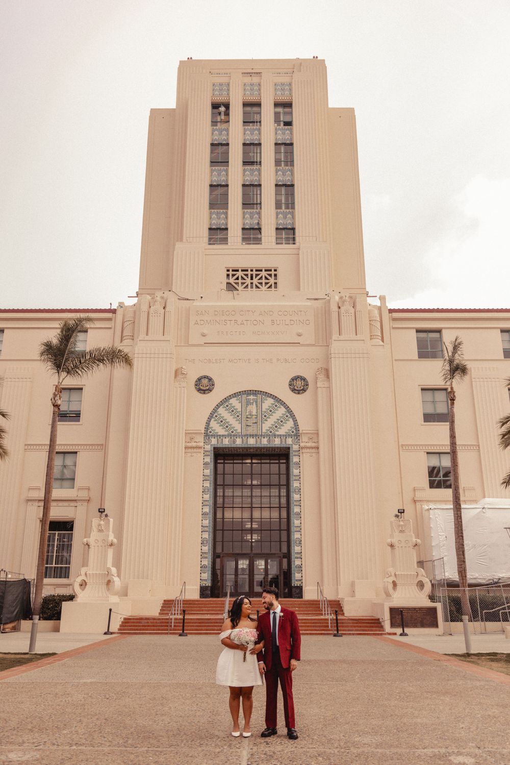 San Diego courthouse elopement, courthouse wedding, San Diego courthouse, just married