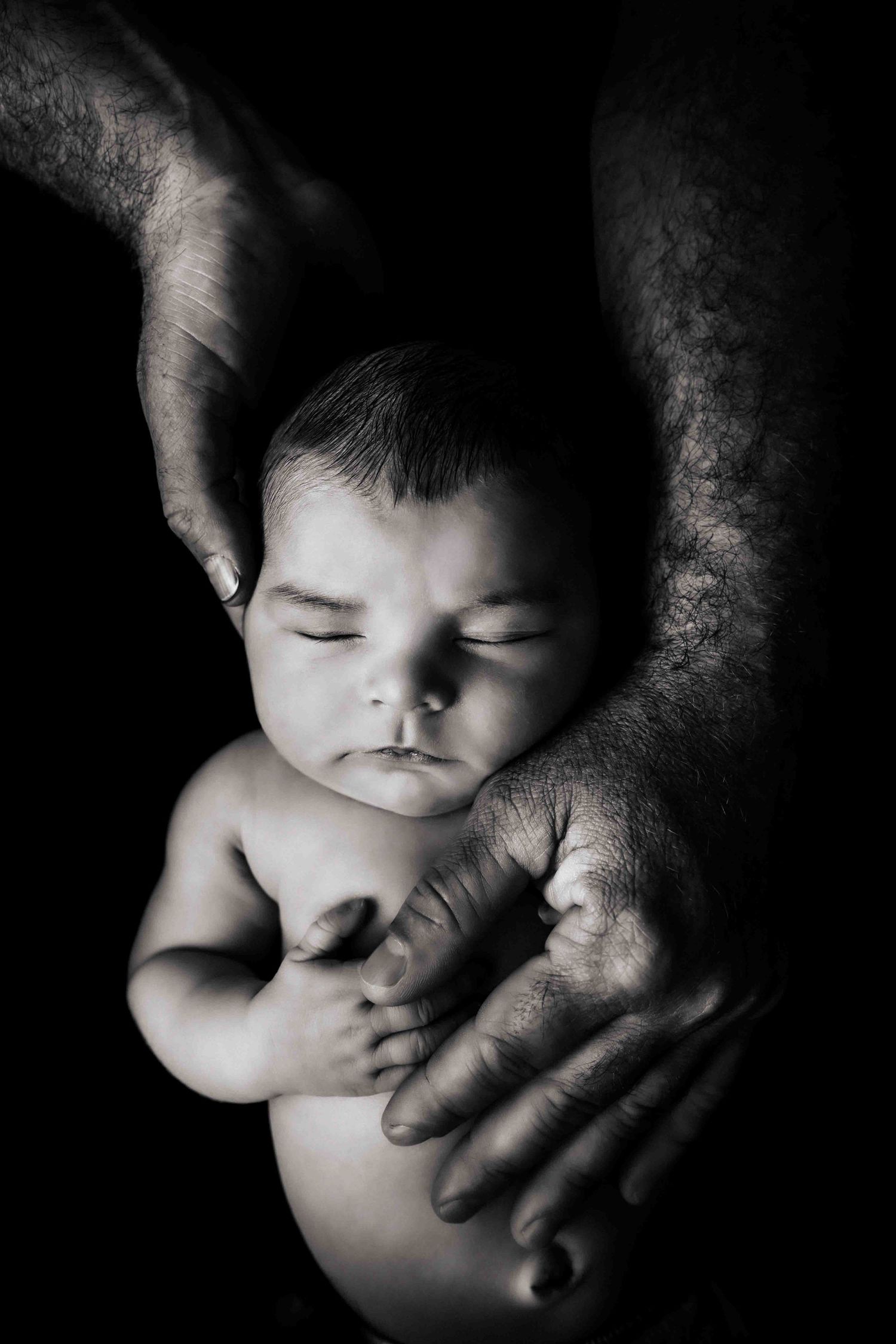 Newborn Photography-In Home newborn session-Jervis Bay-Newborn Photographer-Baby in Dads arms