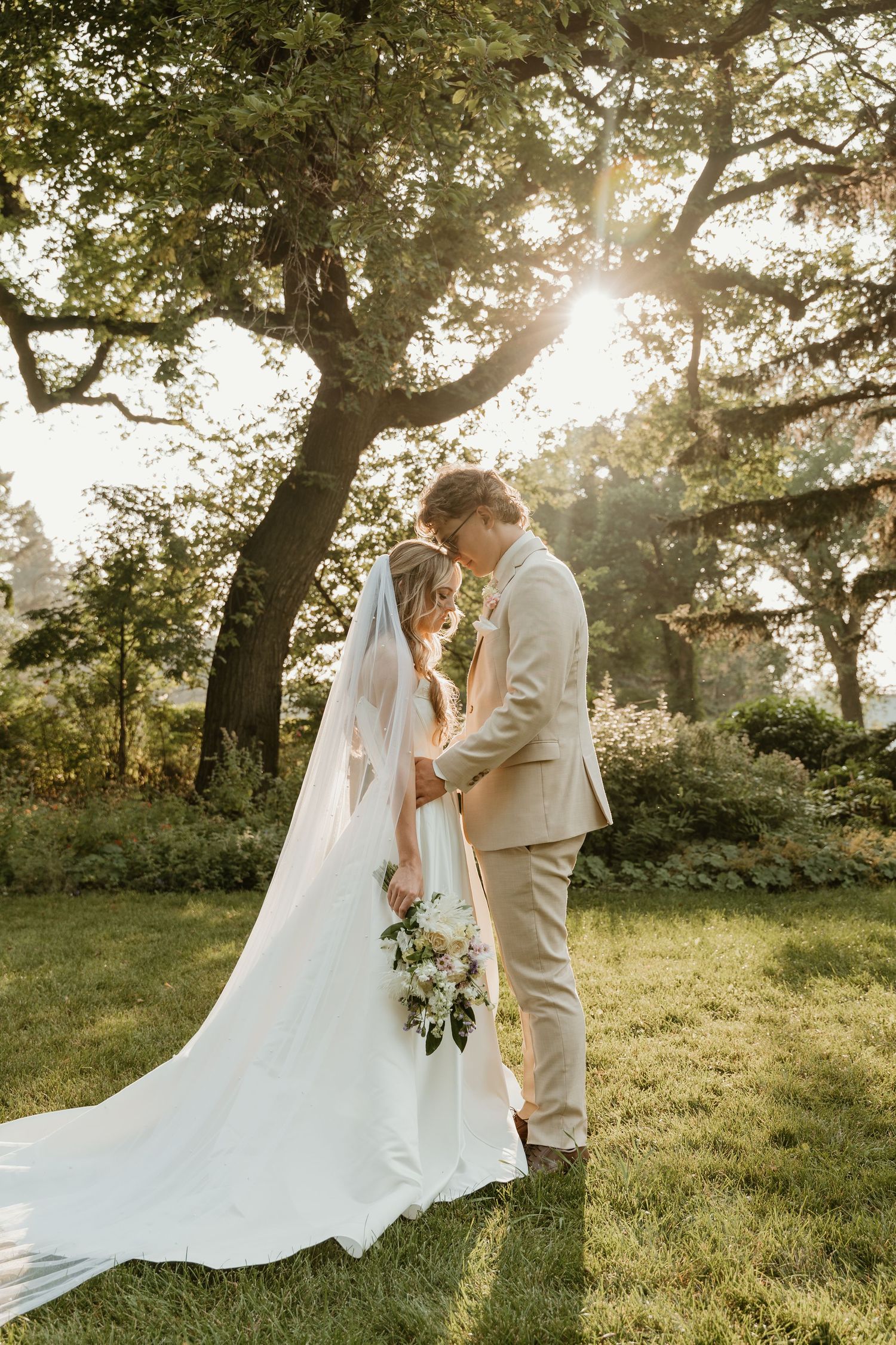Calgary Wedding Photographer, Alberta Wedding Photographer, Wedding Photographer Calgary