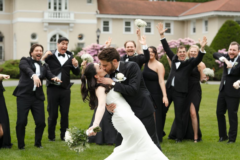 wedding venue tupper manor mansion bridal party professional photographer