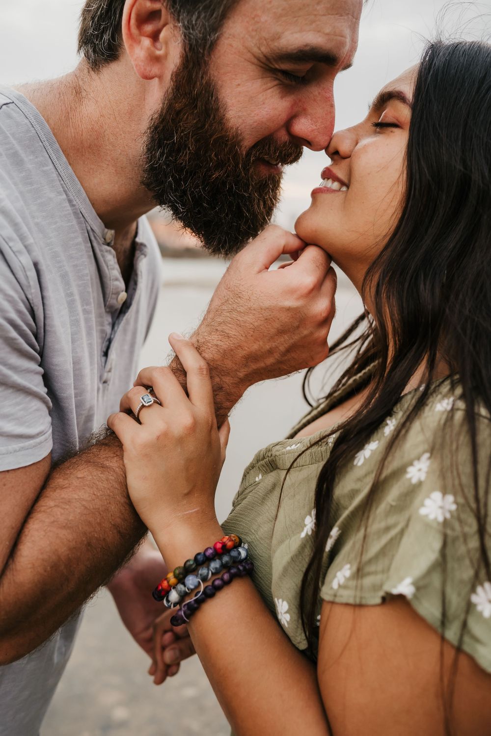cincinnati engagement photographer