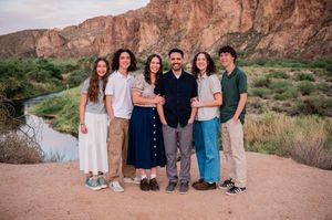 Gilbert Arizona photographer Melissa Maxwell of Jubilee Family Photography. Family photographed at Water Users Recreation at sunset.