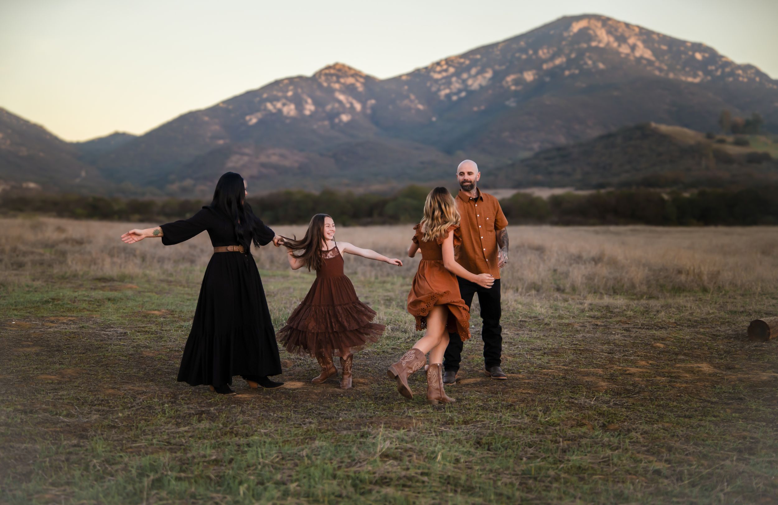 iron mountain family photography in San Diego county,
solstice & willow photography