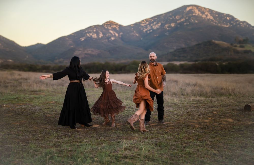 iron mountain family photography in San Diego county,
solstice & willow photography