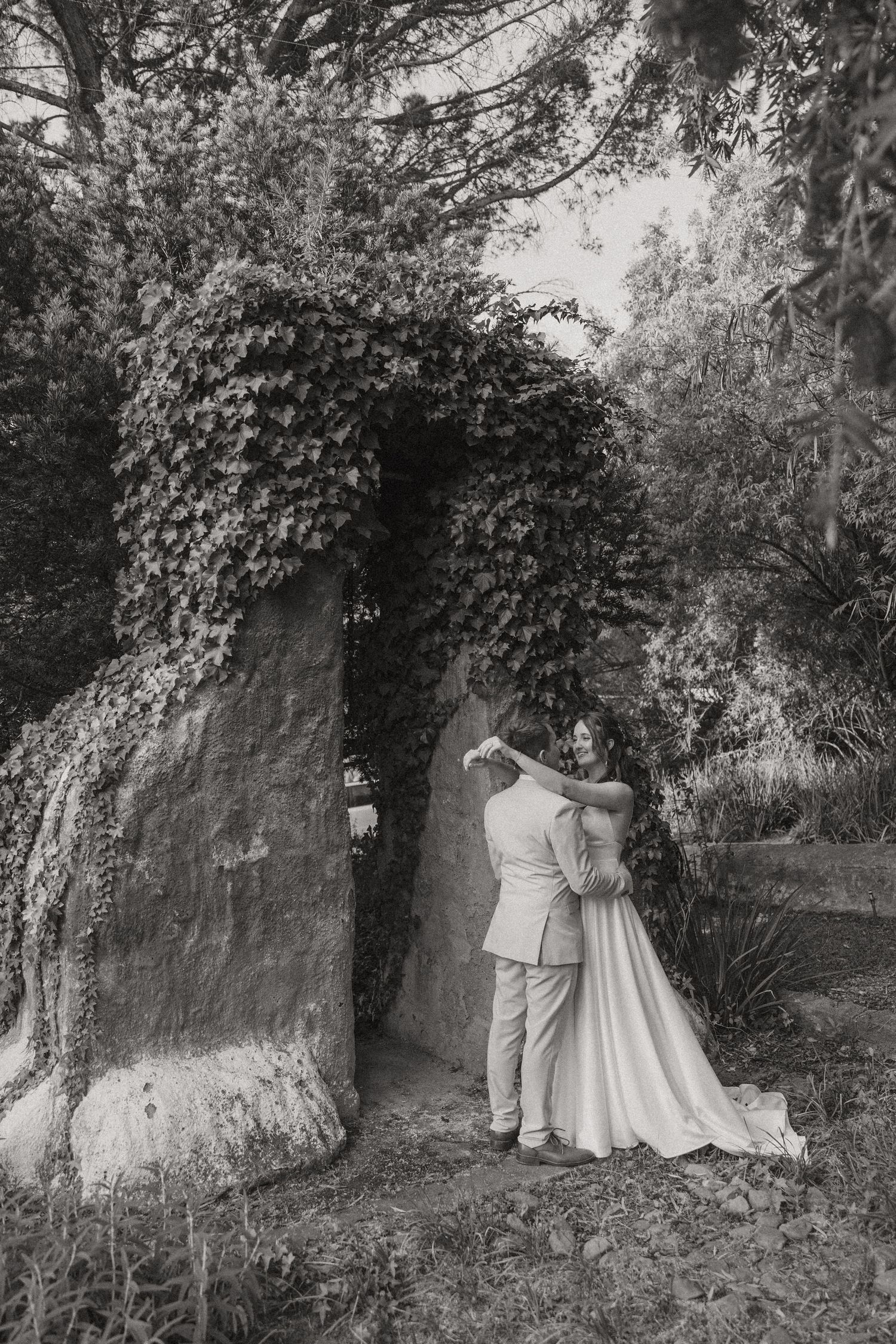 Matthew and Eliam at Langkloof Roses documentary wedding photos capturing celebrations and beautiful portraits with Christene de Coning.