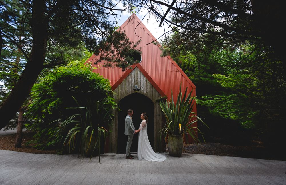 Candid wedding photography in Mount Druid Alternative Wedding Venue