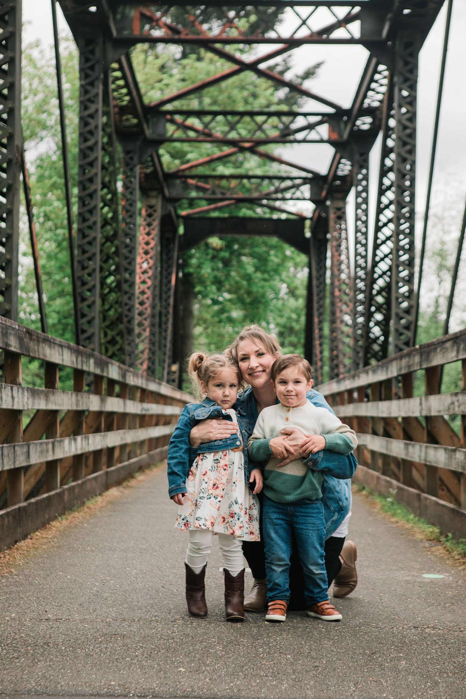Orting Bridge, family photos, single mom