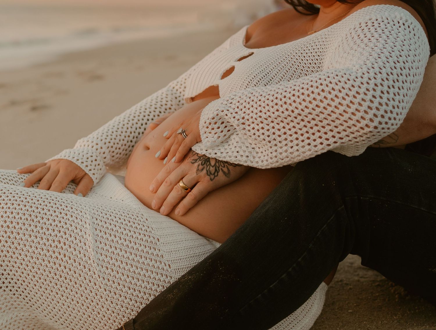 family, couples, newborns, maternity, documentary session, motherhood, pregnancy, sunrise,Satellite beach, cocoa beach, melbourne beach,