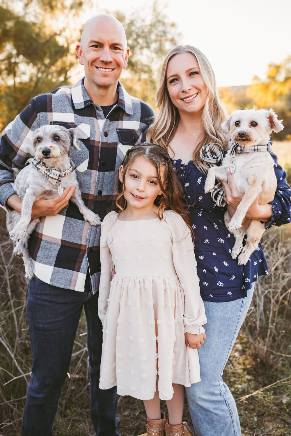 including pets in your family photos in the inland empire