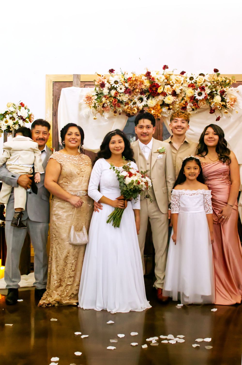 Family wedding photo.