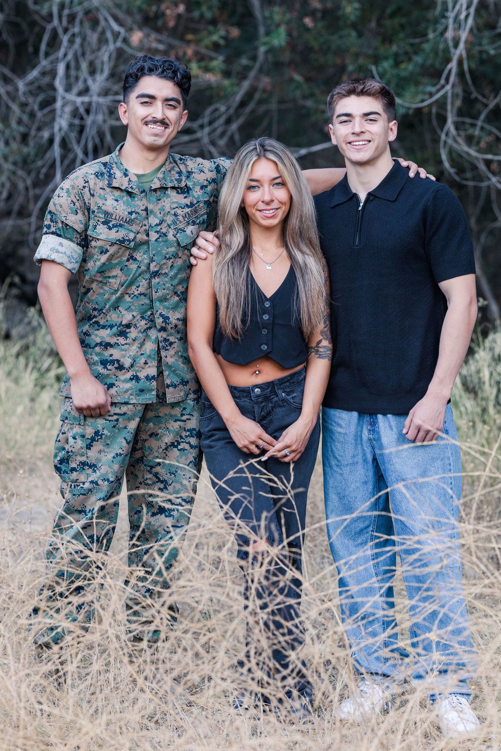 Family Photographer in Simi Valley, Simi Valley family portraits, Outdoor family photography sessions, Limeklin Canyon Park