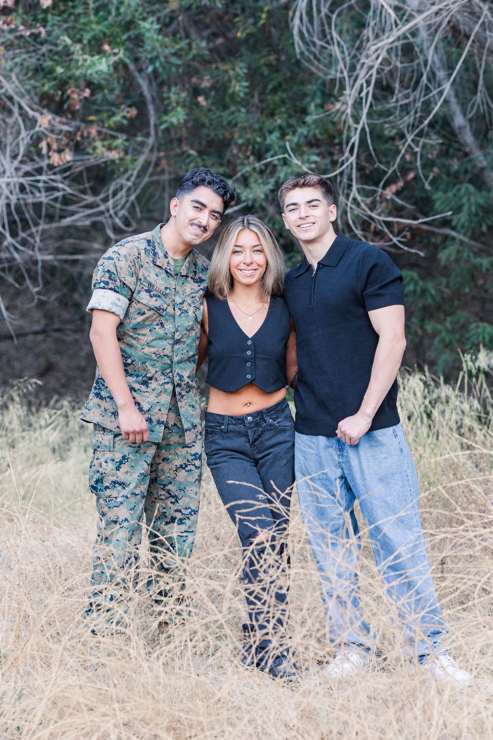 Family Photographer in Simi Valley, Simi Valley family portraits, Outdoor family photography sessions, Limeklin Canyon Park
