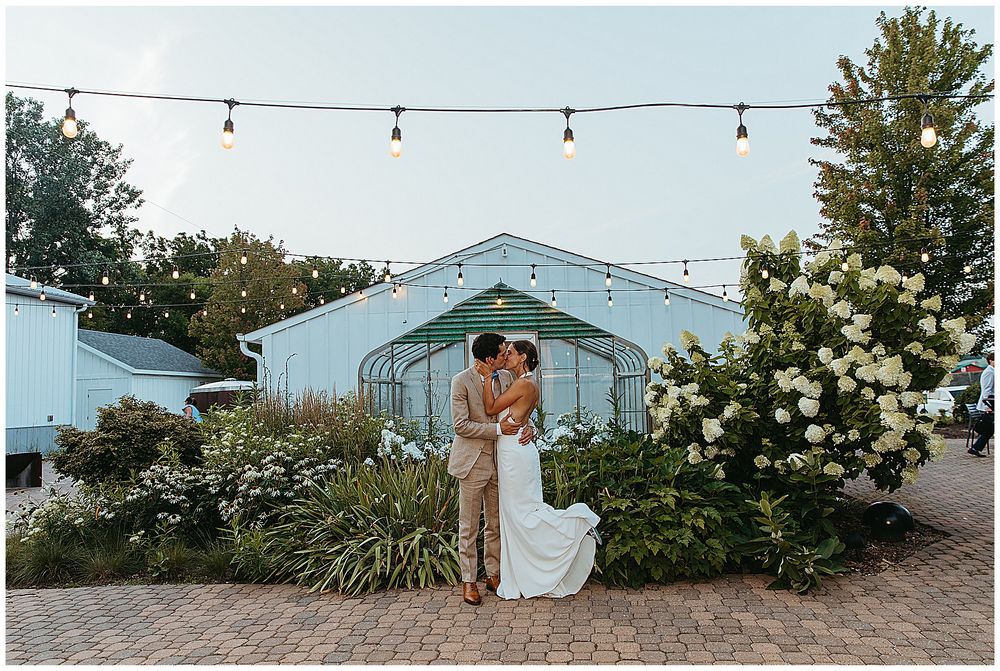 Boxed and Burlap Lake Geneva wedding Melissa Marie Photography