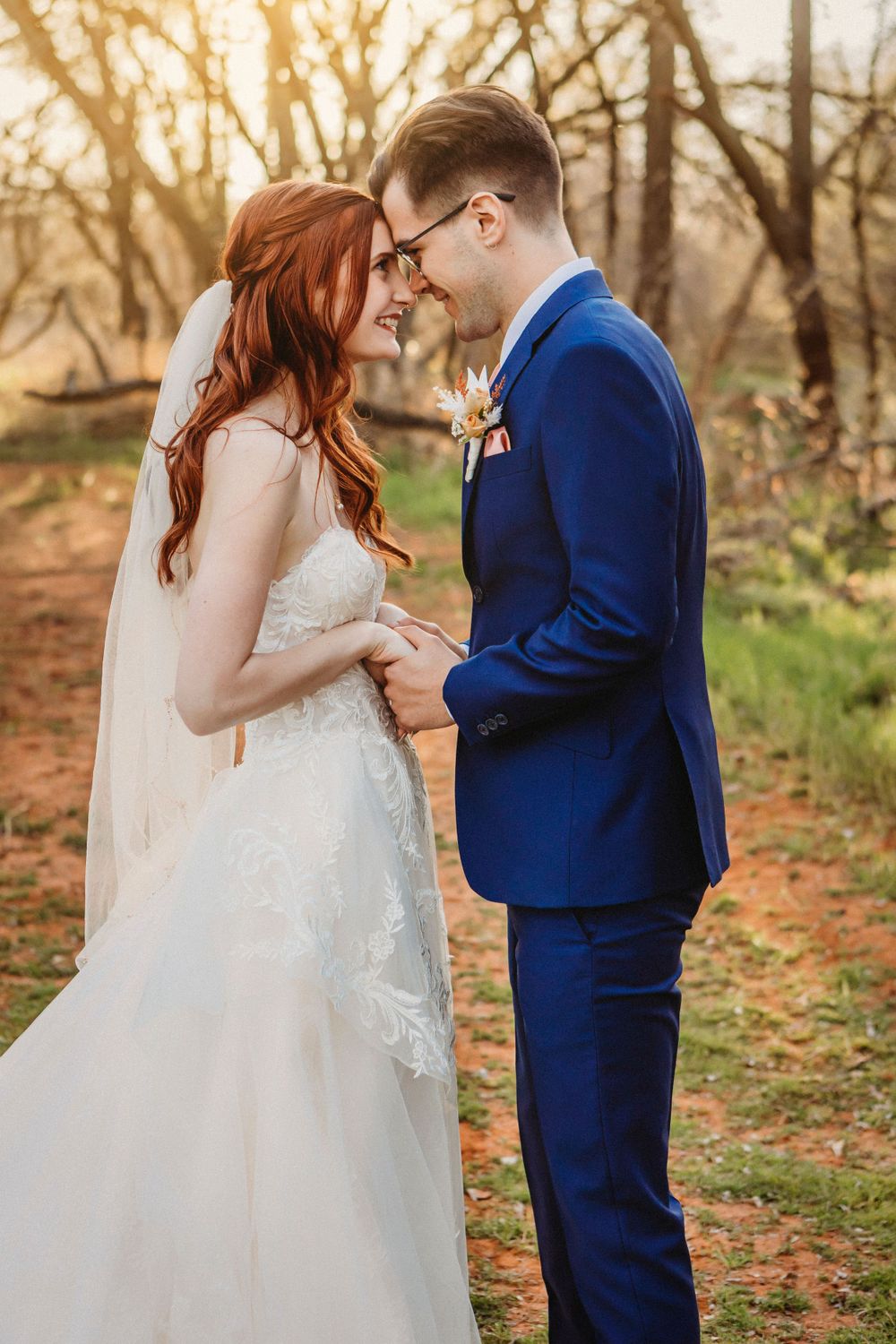 The barn at the woods edmond oklahoma wedding photographer