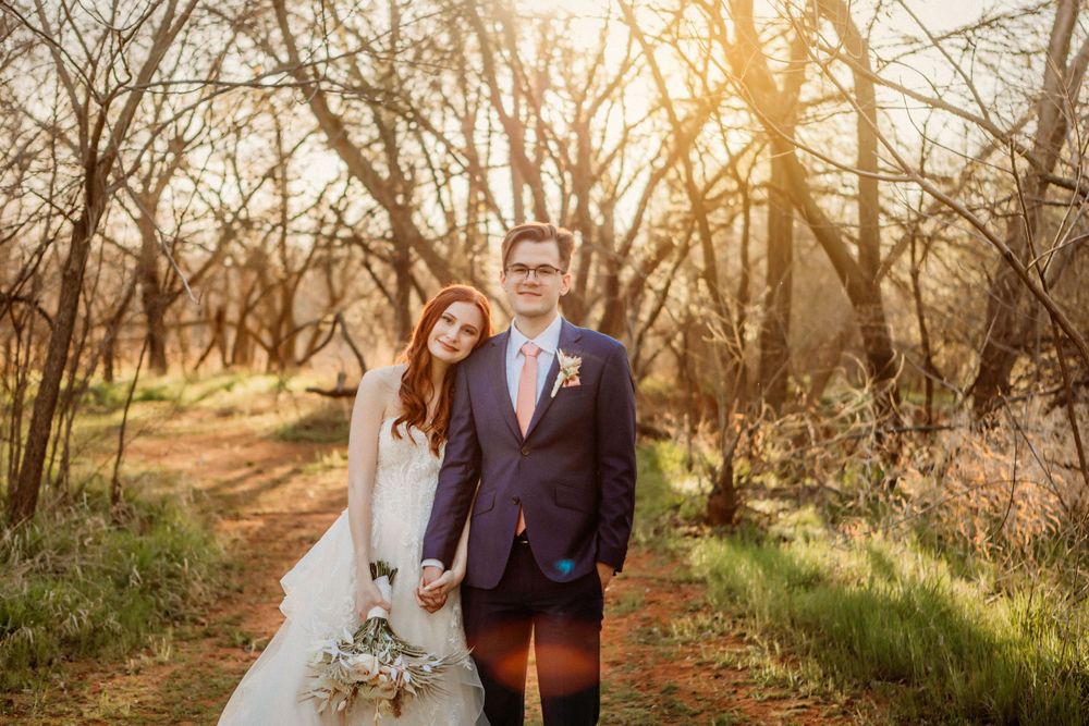 The barn at the woods edmond oklahoma wedding photographer