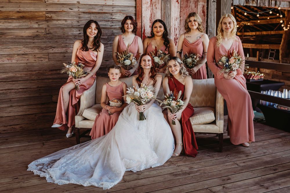 The barn at the woods edmond oklahoma wedding photographer
