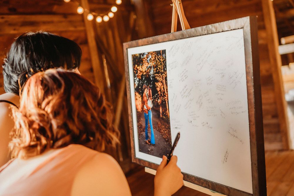 The barn at the woods edmond oklahoma wedding photographer