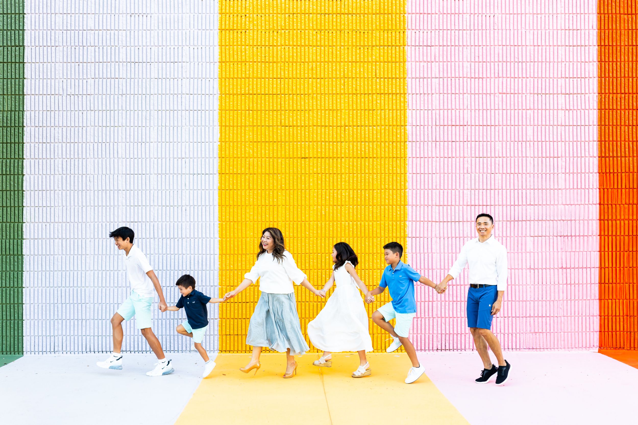 colorful-family-photos