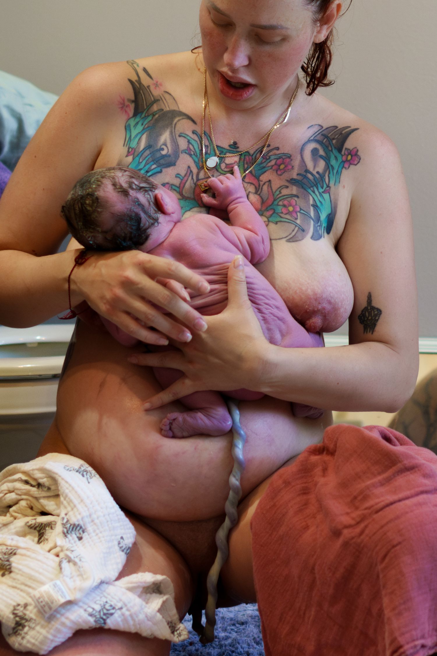 A series of connected images showing a newborn baby being held and cared for during skin-to-skin contact.