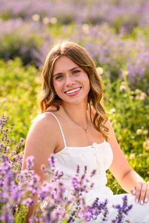 Central Illinois Photographer. Senior Photographer. Summer Senior Session. Chantell Benedict Photography. Stark Lavender Fields