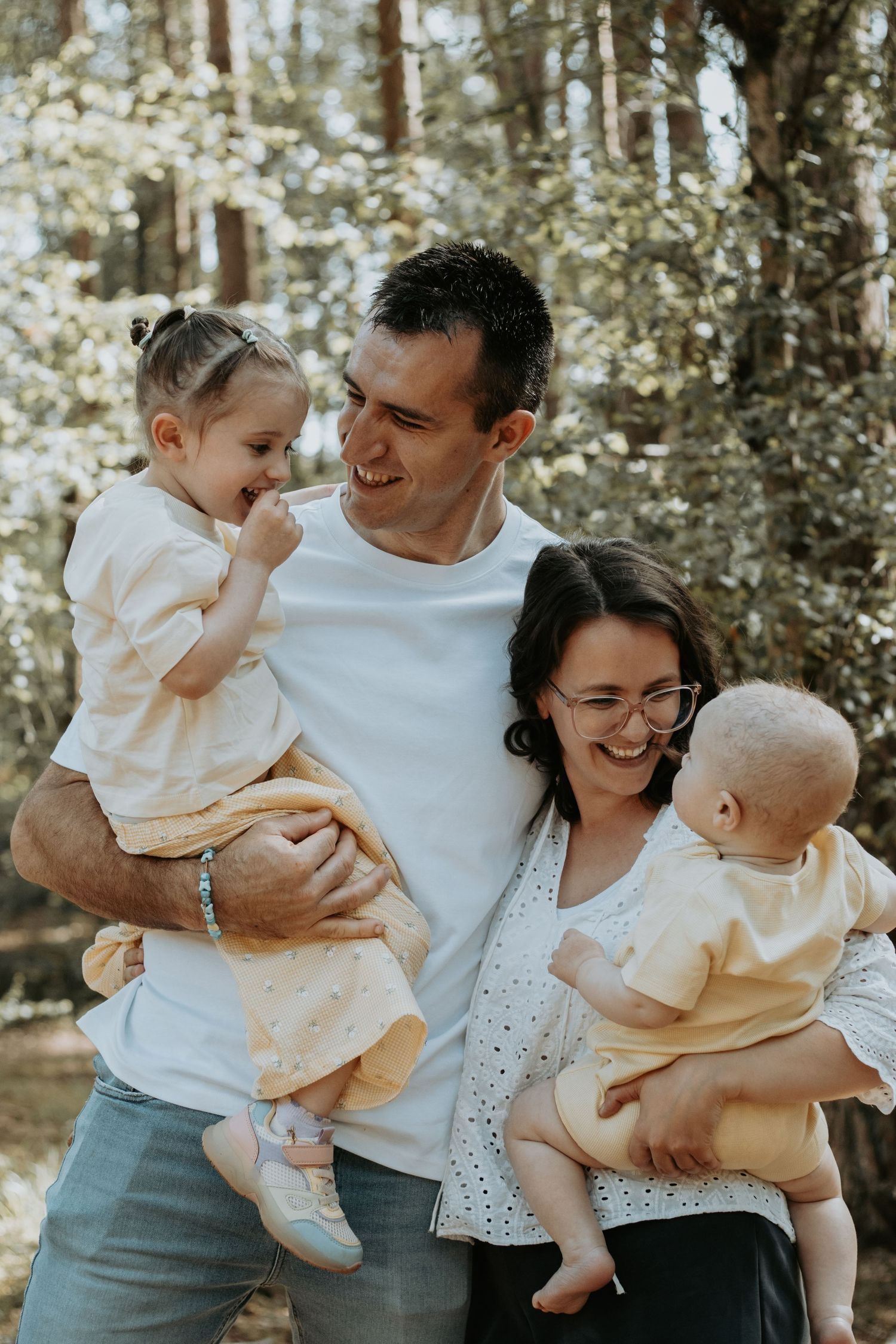 outdoor family session in bordon, hampshire UK
