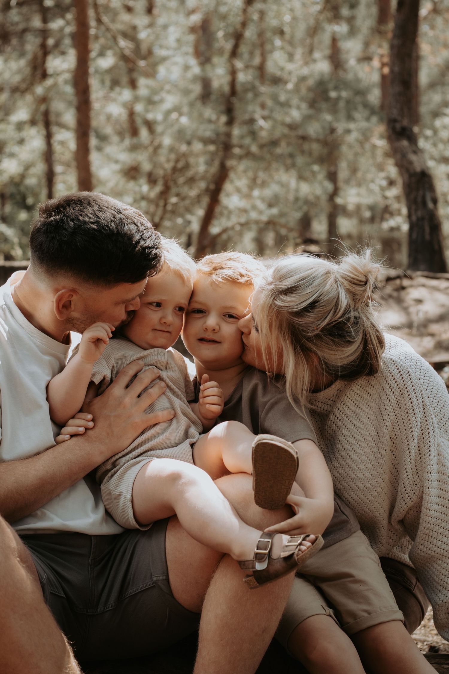 outdoor family session in bordon, hampshire UK