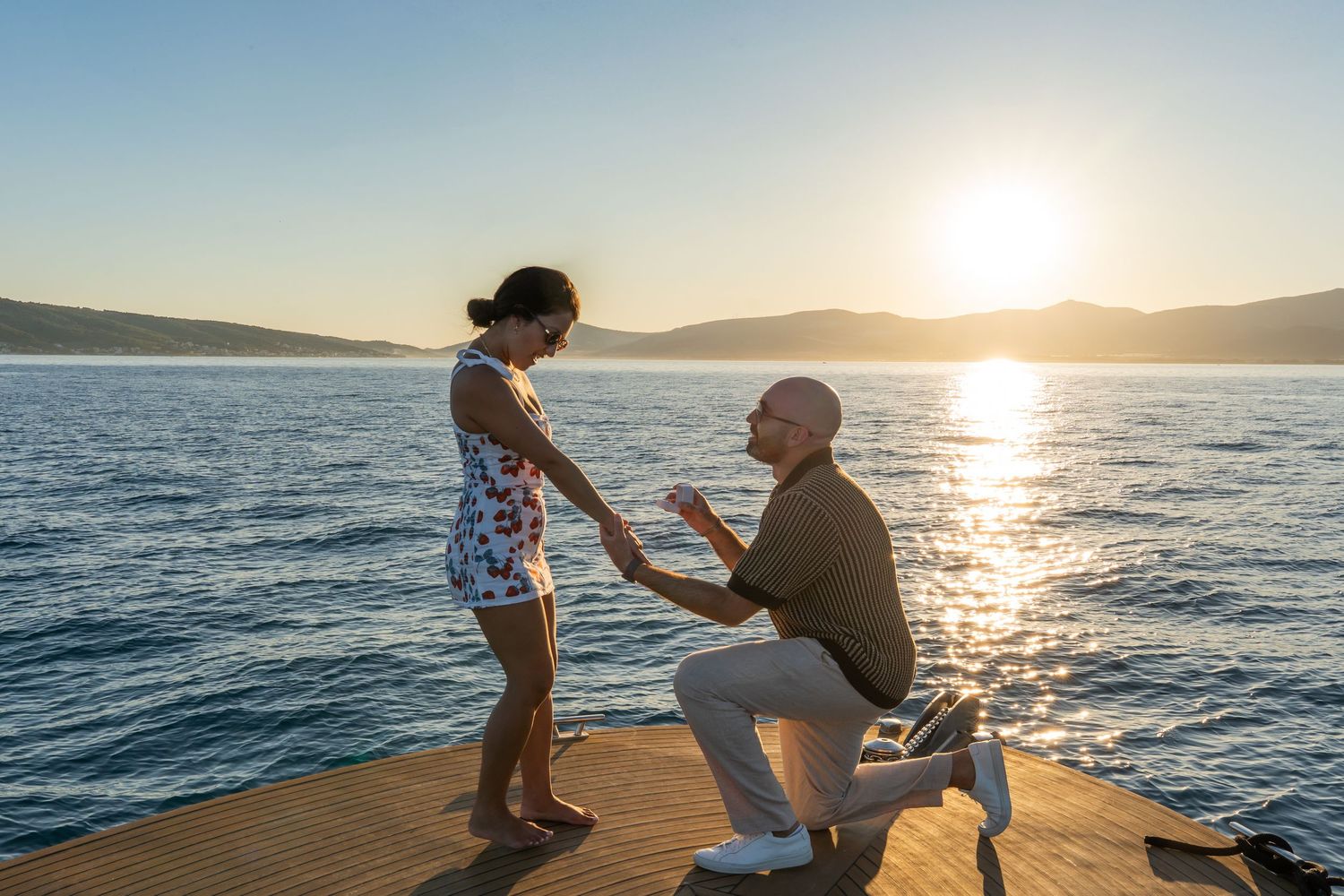 Surprise proposal in Split on a sunset boat trip