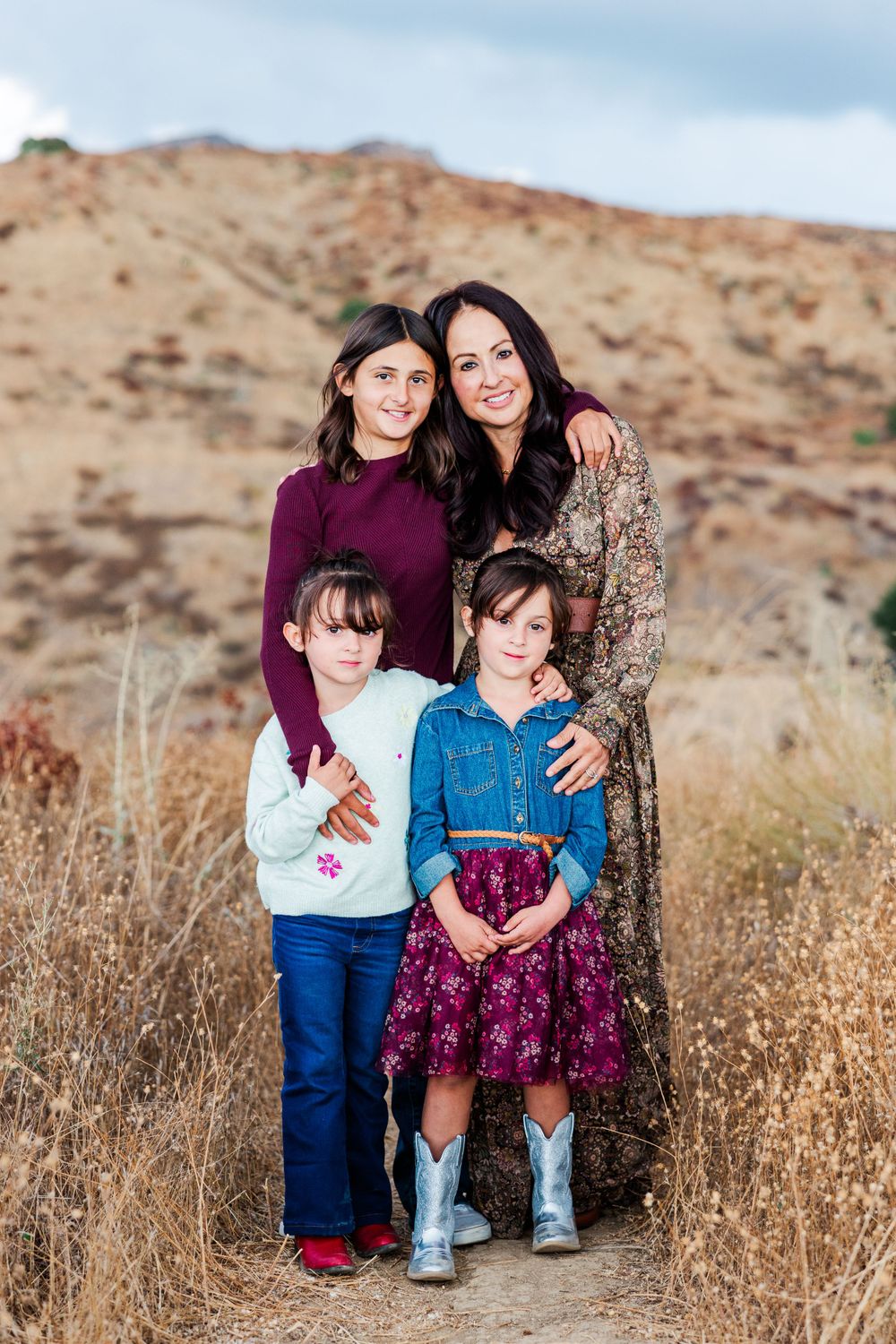 Family Photographer, Professional family portraits, Family photography near me, Simi Valley family photographer, Outdoor family photos
