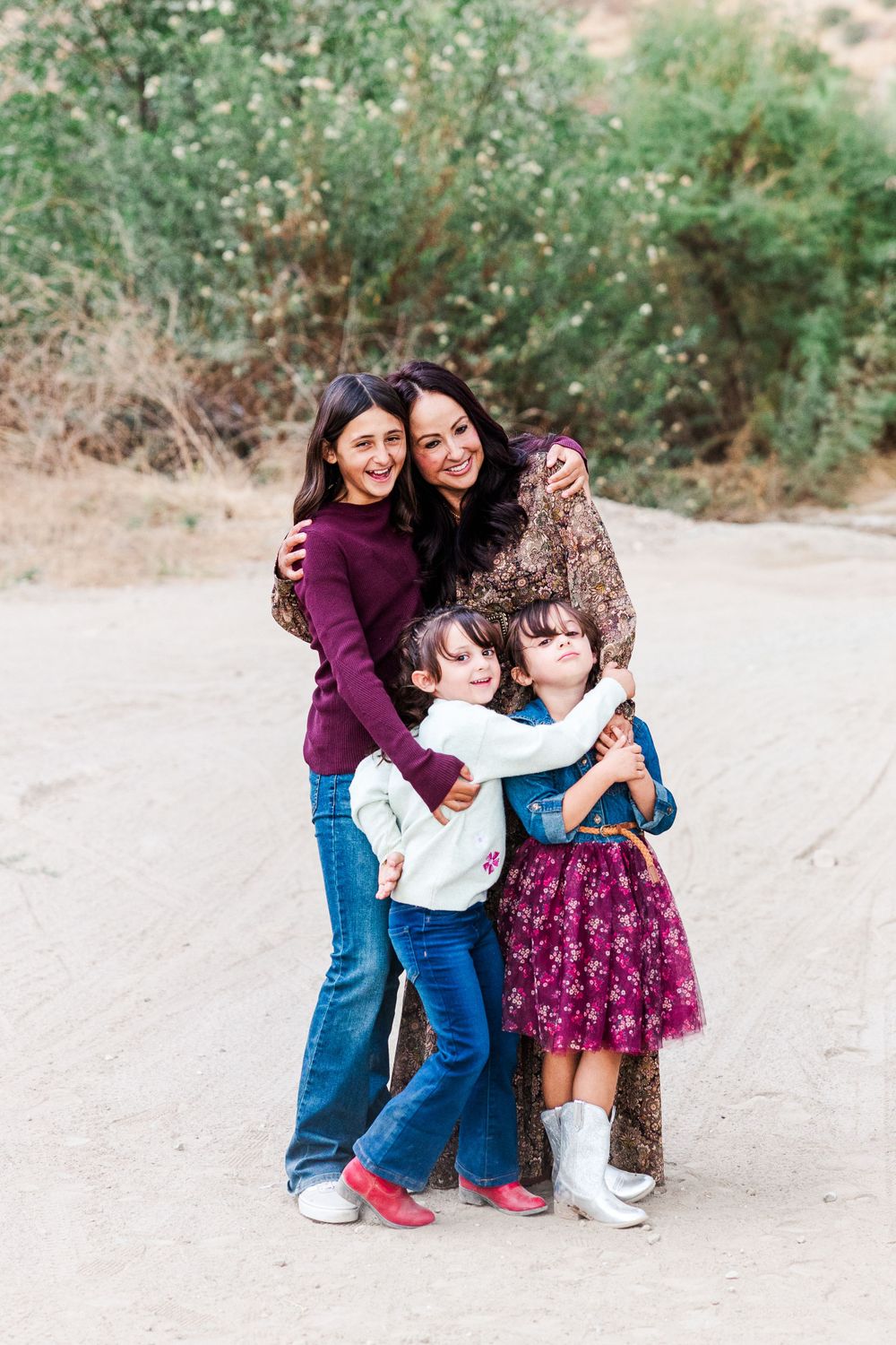 Family Photographer, Professional family portraits, Family photography near me, Simi Valley family photographer, Outdoor family photos