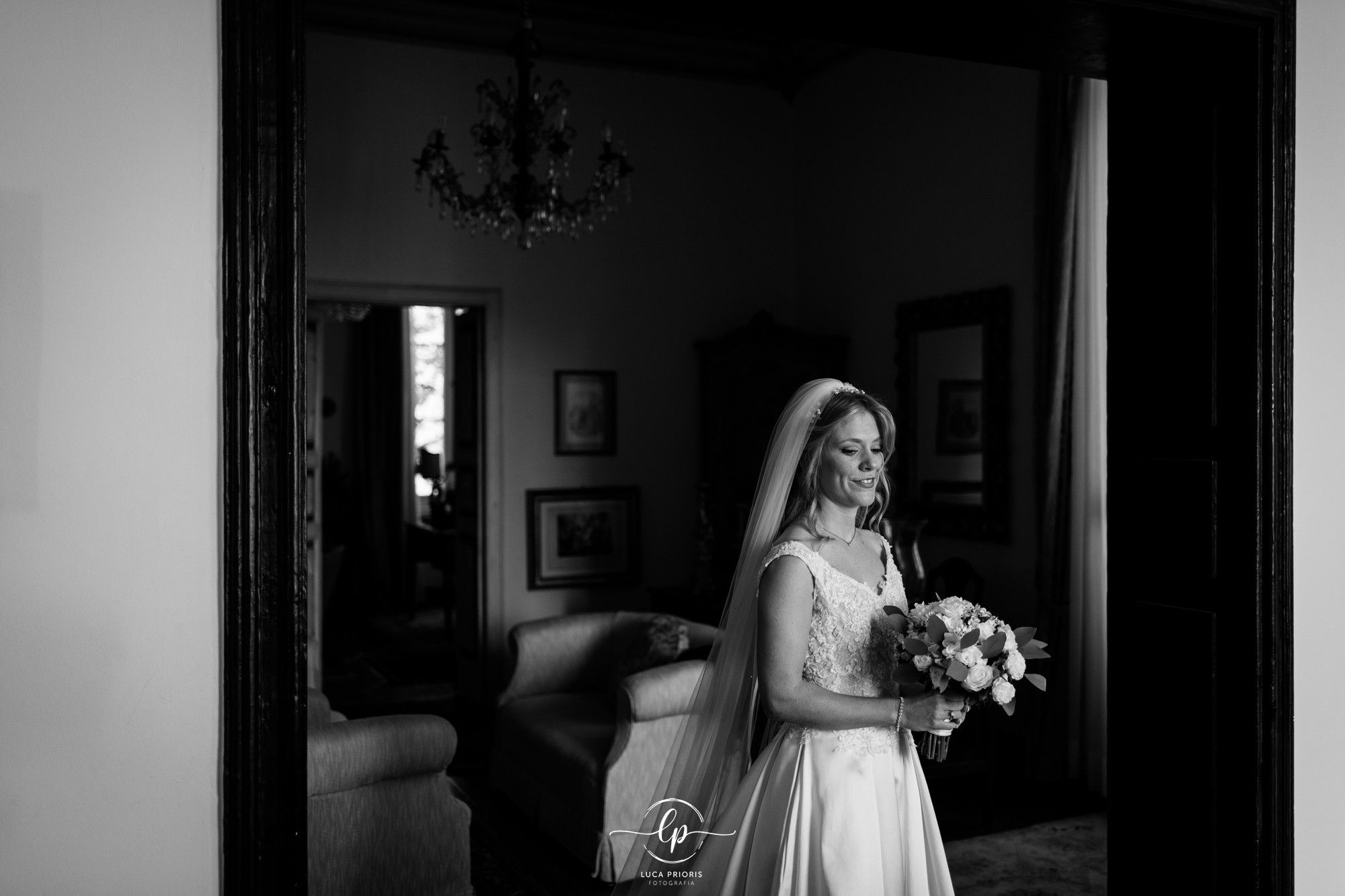 sposa con il bouquet