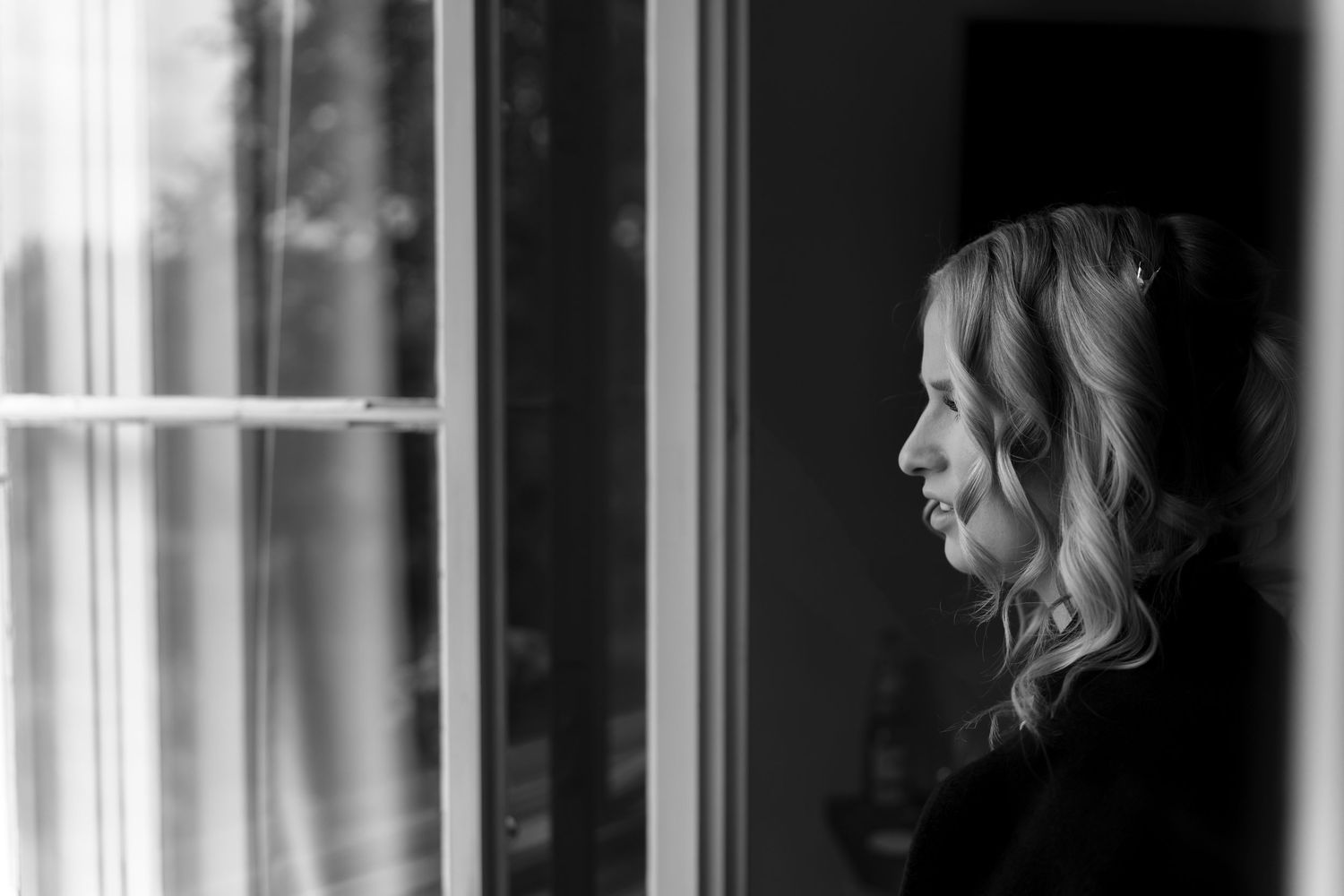 Hochzeitsfotograf Brandenburg –Getting Ready Brautppar Bilde im Schloss & Gut Liebenberg