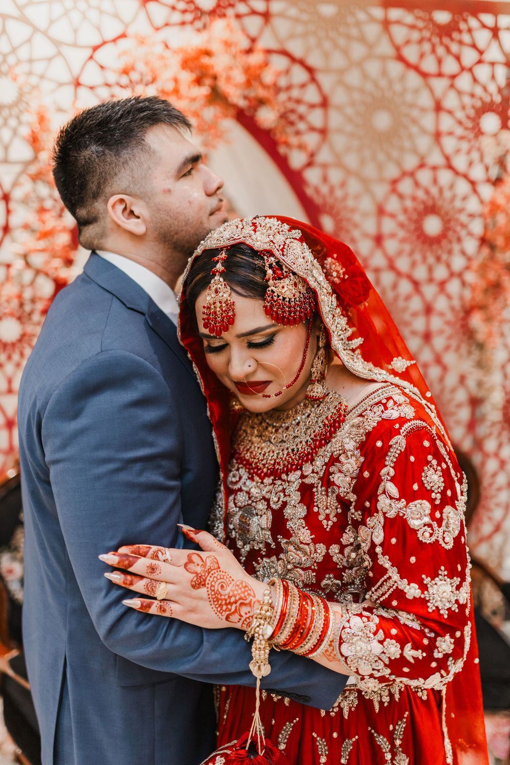 Nikkah couple pose ideas. Best Nikkah photographer in GTA