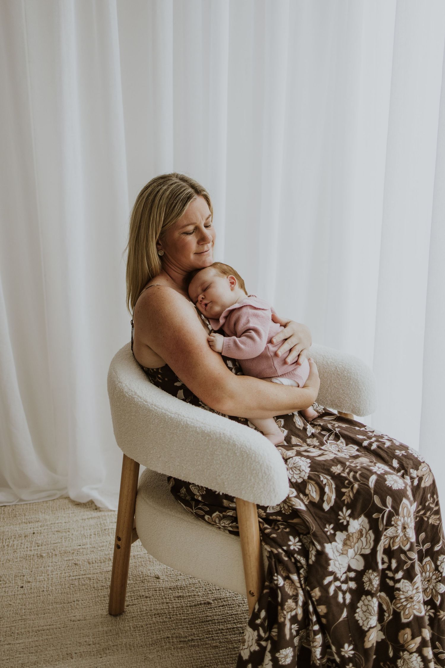 Geelong Lara Torquay Ocean Grove Barwon Heads newborn maternity pregnancy family motherhood couples photographer photography photoshoot