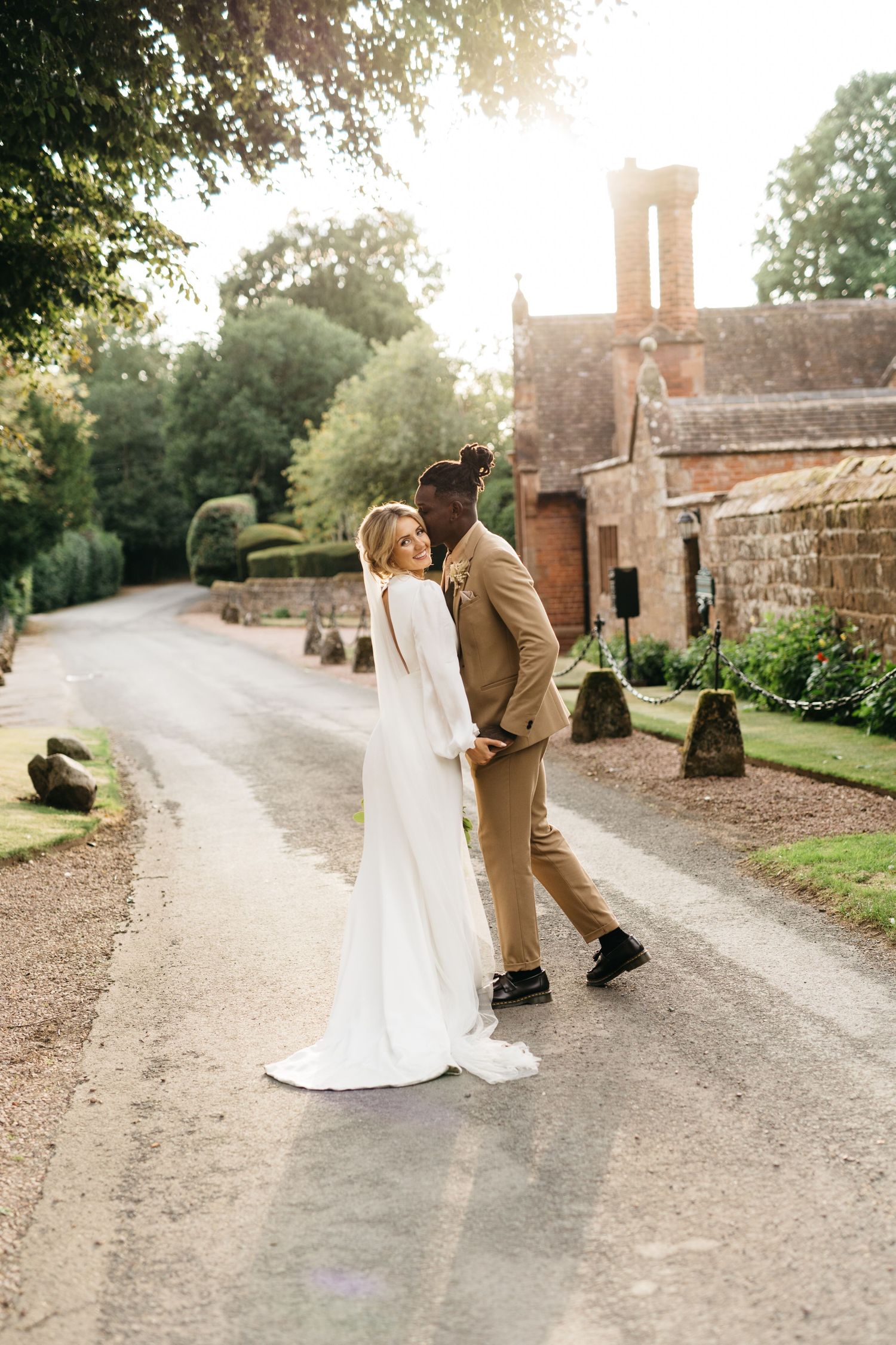scarlett shellis photography - wedding pricing & packages