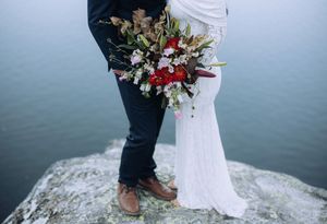 Bride and groom during lakeside wedding in Coeur d’Alene, Idaho