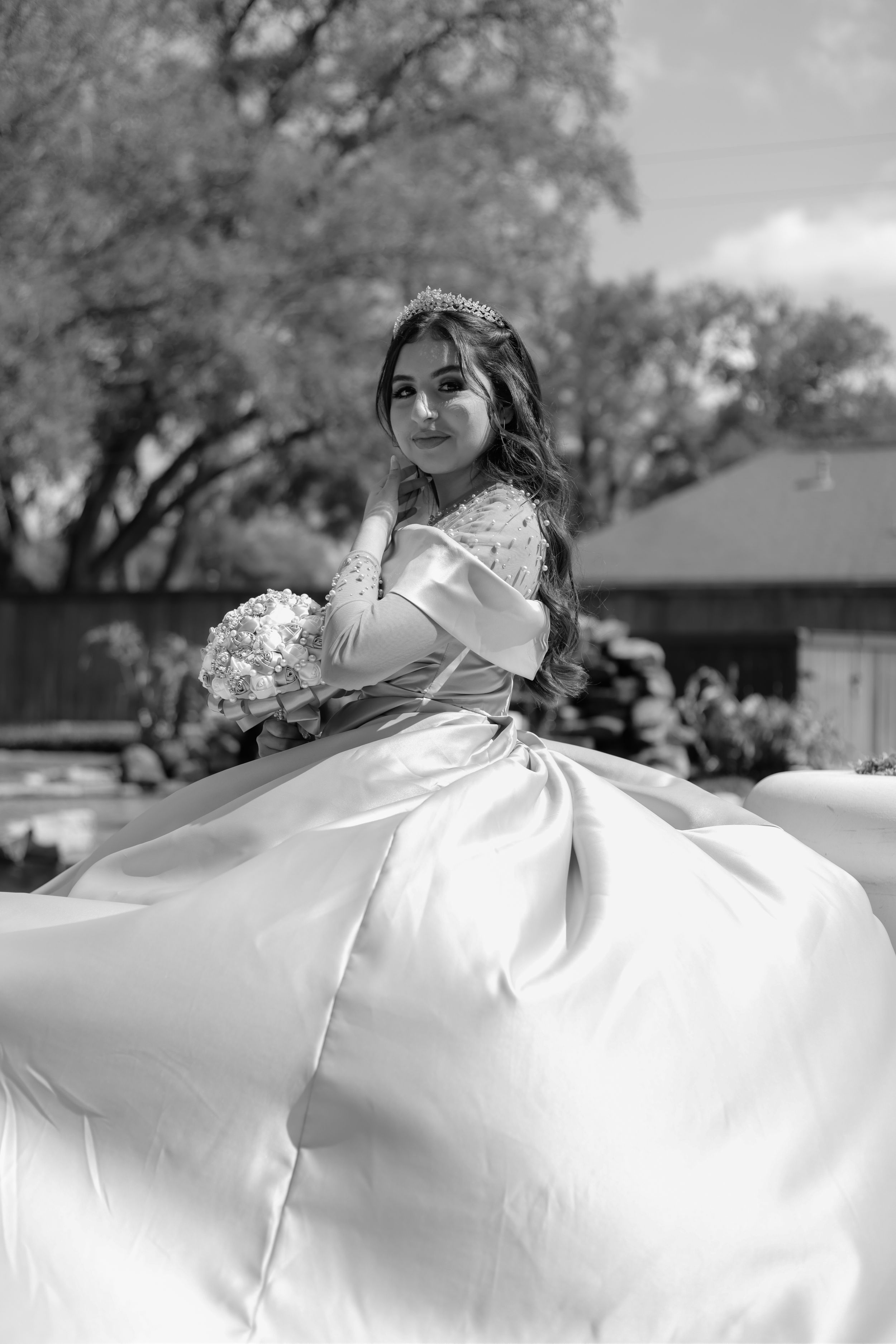 Sweet sixteen black and white