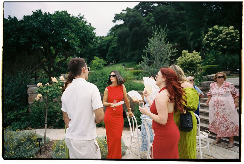 Sarah van Treel — photo 1 of 18