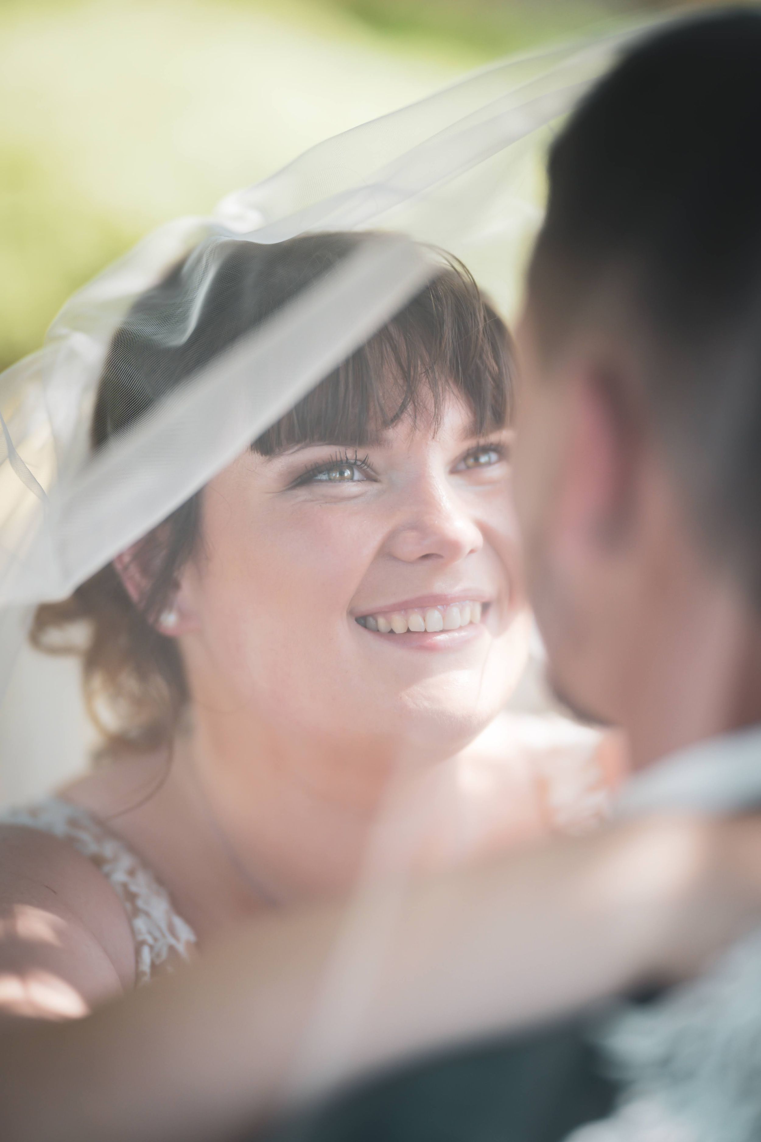 Mariage- photo de couple couleur dans le Gard, entre Uzès et Alès